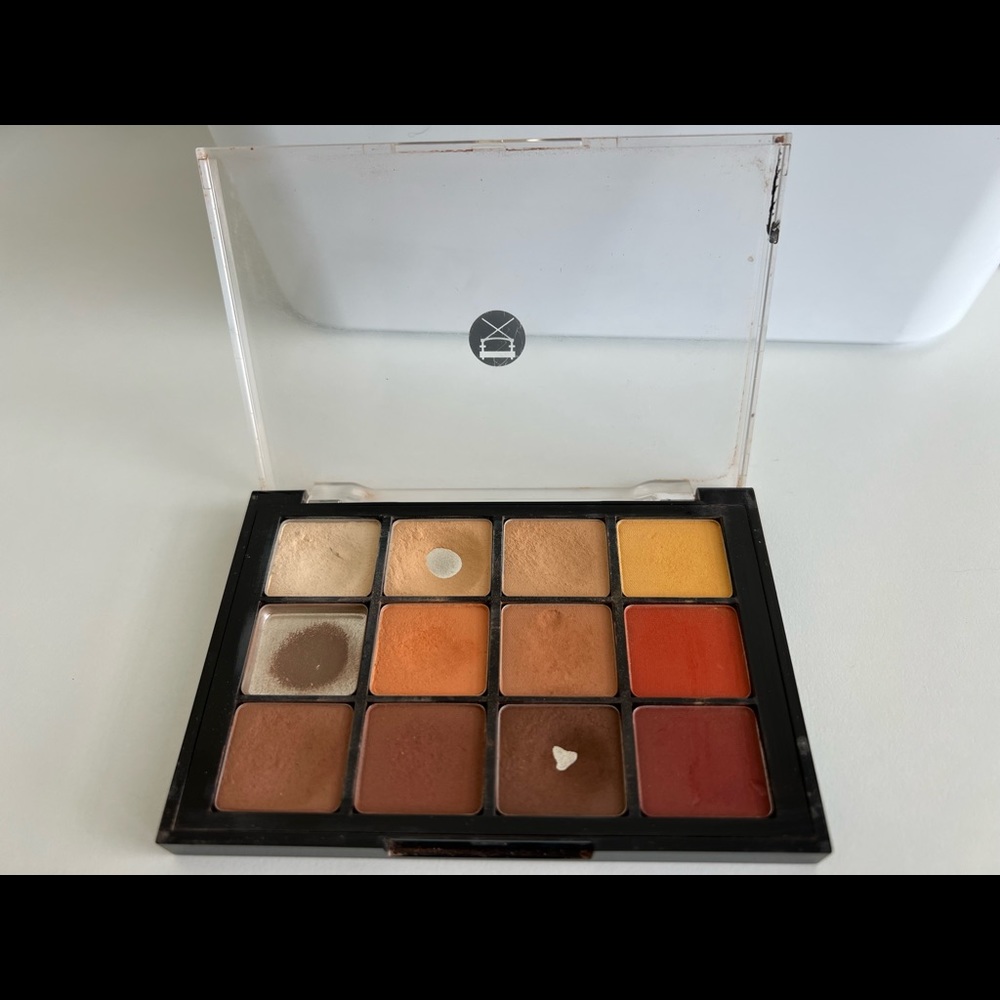 Viseart matte eyeshadow